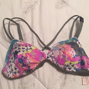 NWT Victoria’s Secret Silky Neon Bralette Stretchy